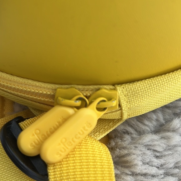 Kids Bee Shape Backpack - Picture 5 of 12